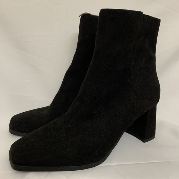 INC International Concepts Black Suede Ankle Boots Booties Womens 6.5 New - Picture 1 of 7